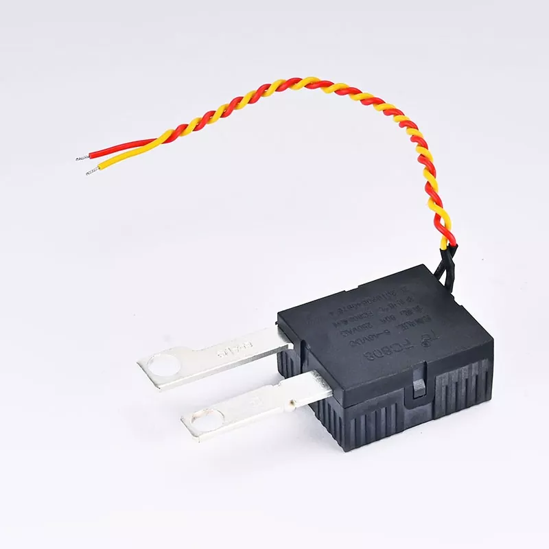 80A háromfázisú fali reteszelő relé 80A háromfázisú fali reteszelő relé