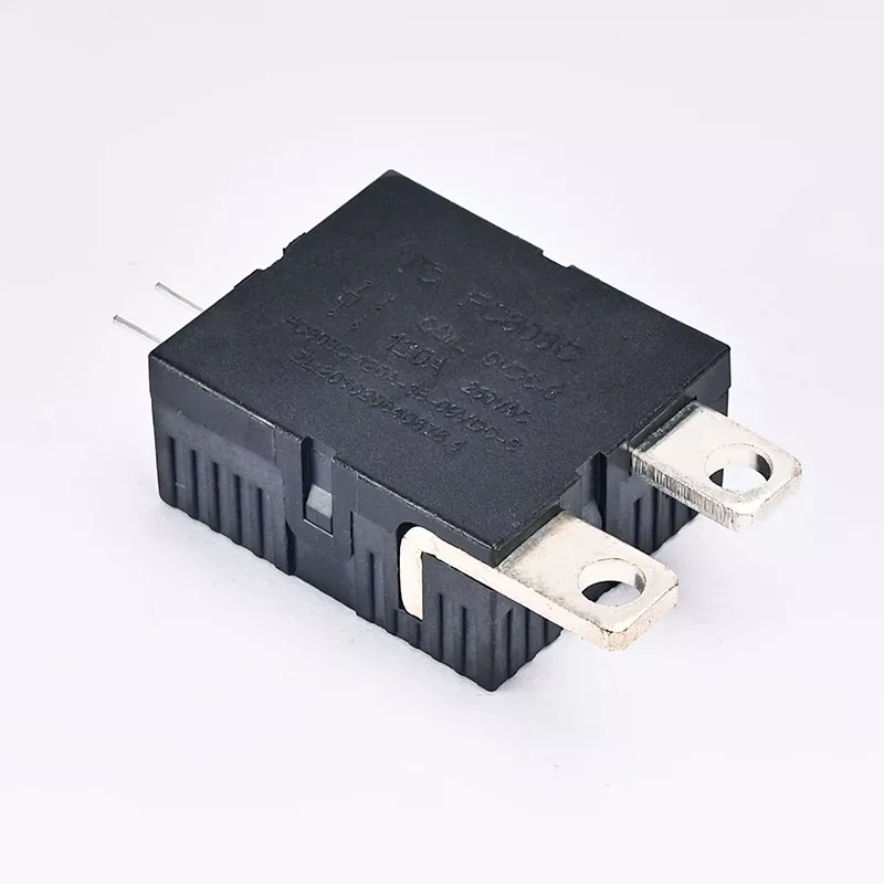 Autó akkumulátor vezérlő 120A reteszelő relé Autó akkumulátor vezérlő 120A reteszelő relé